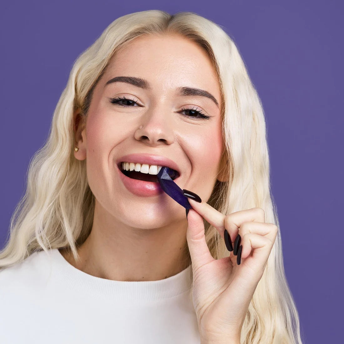 White strips